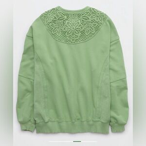 Aerie Women’s Oversized keep it up Crochet Sweatshirt Color green XL